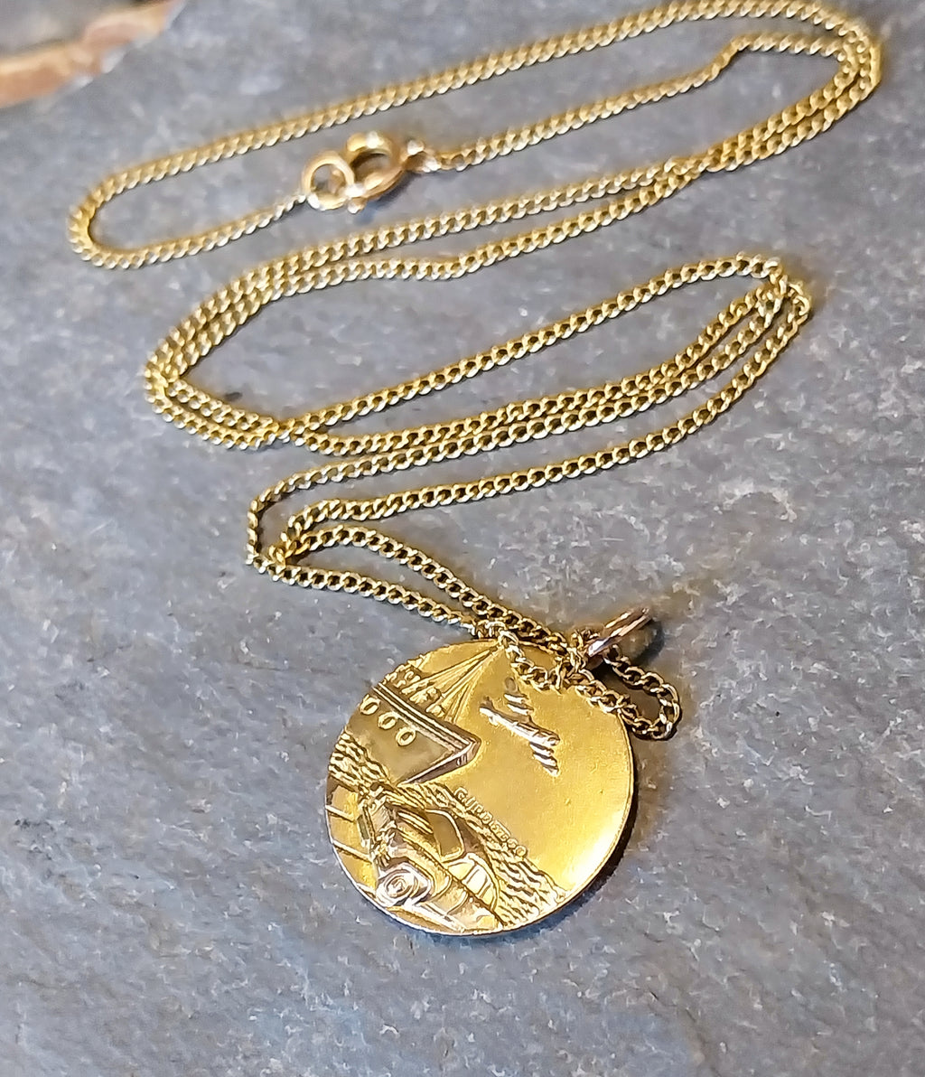 9ct Gold Georg Jensen St Christopher Necklace - Double Sided on 20" Chain - 6.1g
