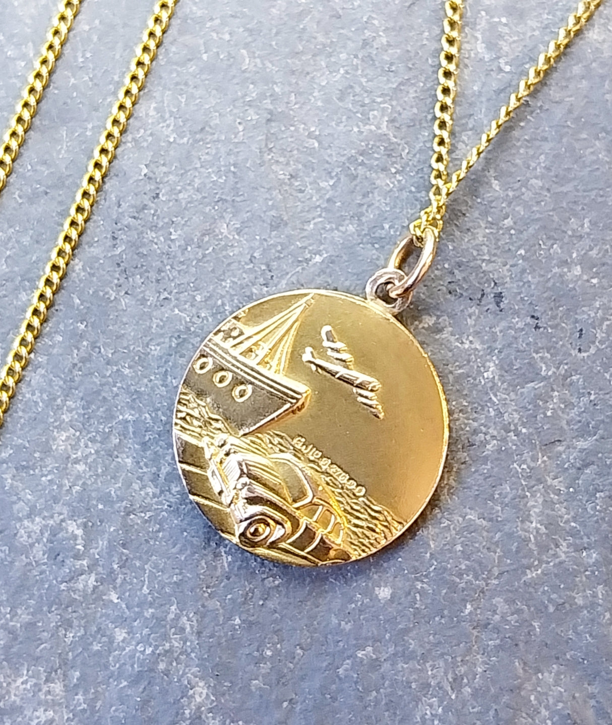 9ct Gold Georg Jensen St Christopher Necklace - Double Sided on 20" Chain - 6.1g