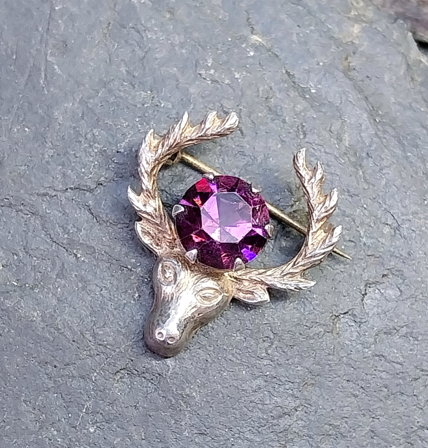 Vintage Silver STAG Antlers Brooch - with Purple Amethyst Stone- 3.4g