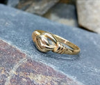 9ct GOLD CELTIC Fede Ring - uk size M 1/2 (us 6.5) - 1.5g
