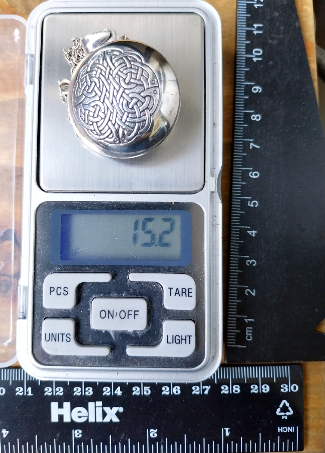 Large Silver Circular CELTIC LOCKET with Verse on 24" Chain - 15.2g