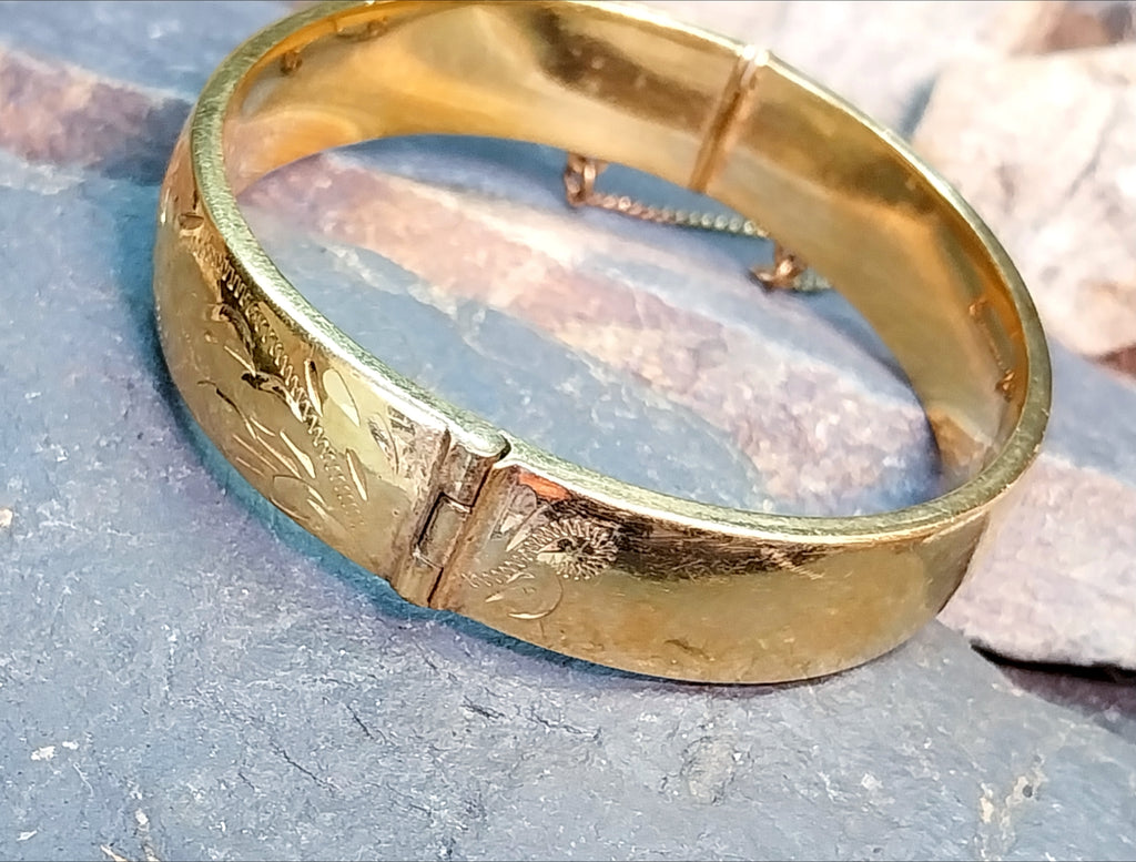 Vintage 9ct Rolled GOLD BANGLE BRACELET with Safety Chain -  18.9g