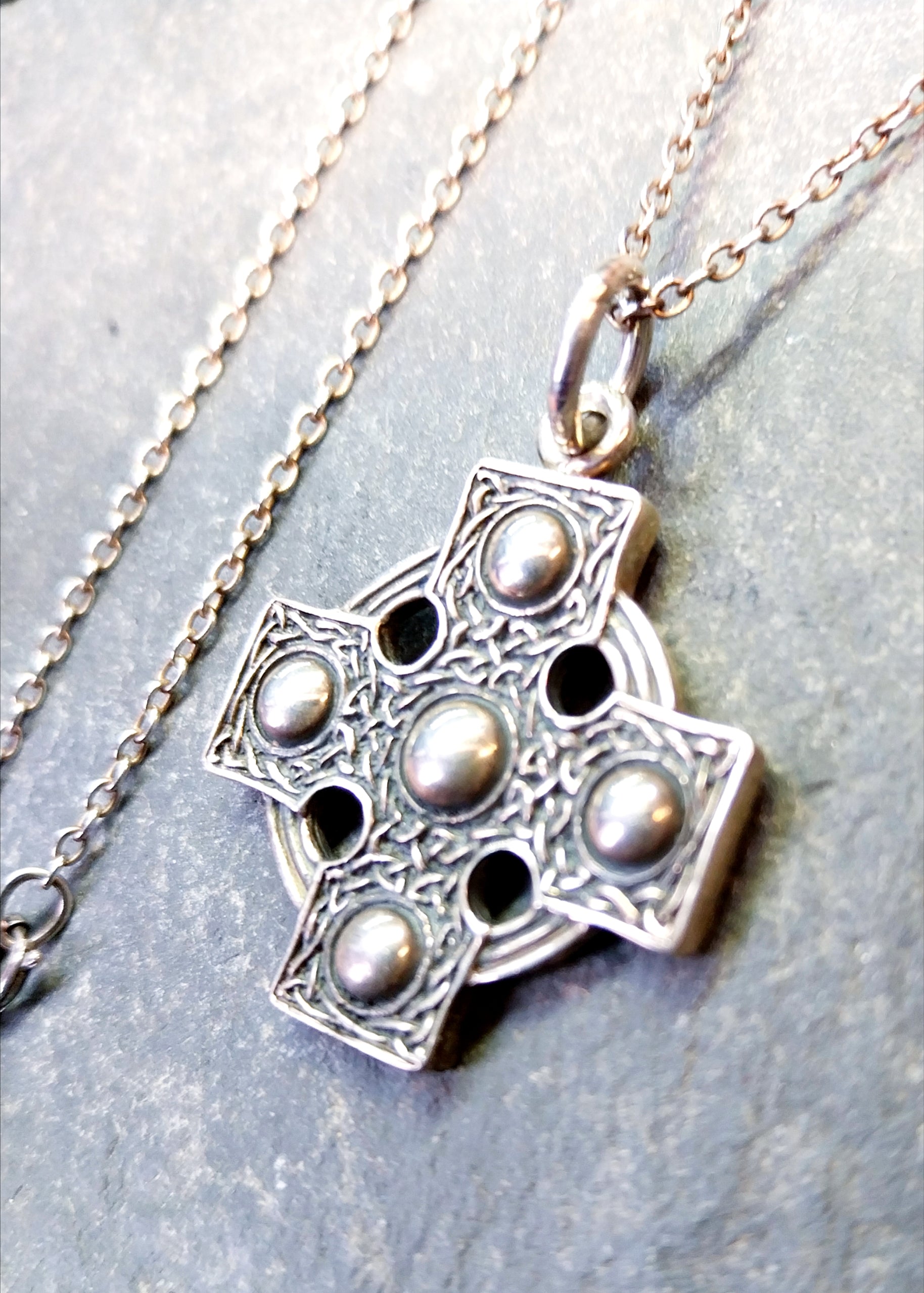 Sterling Silver CELTIC CROSS Pendant Necklace  22" Chain 14.9g
