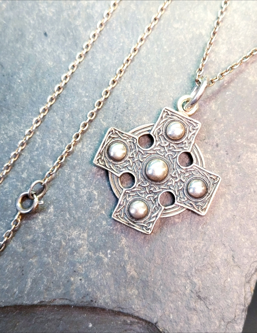 Sterling Silver CELTIC CROSS Pendant Necklace  22" Chain 14.9g