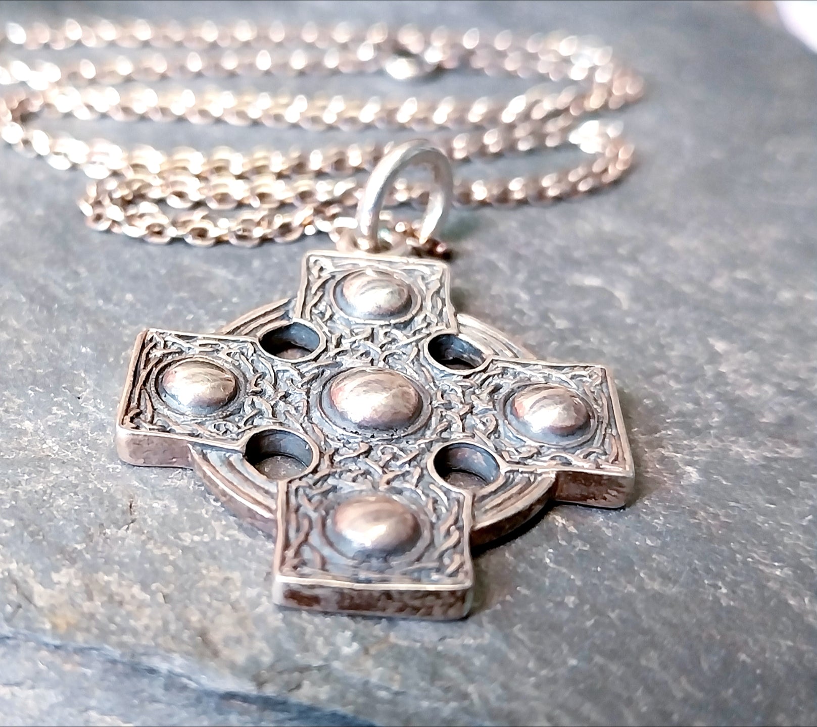 Sterling Silver CELTIC CROSS Pendant Necklace  22" Chain 14.9g