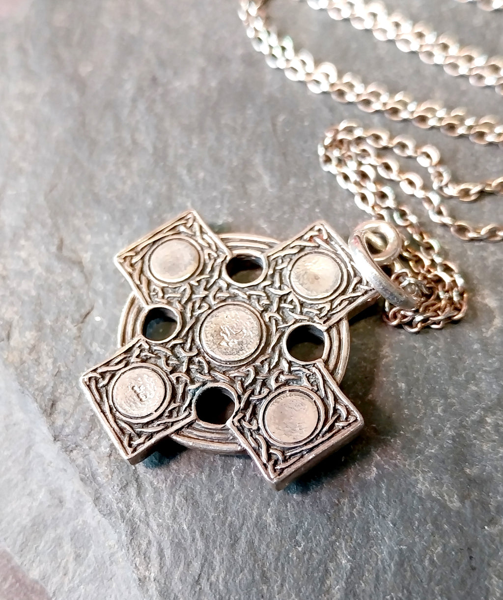 Sterling Silver CELTIC CROSS Pendant Necklace  22" Chain 14.9g