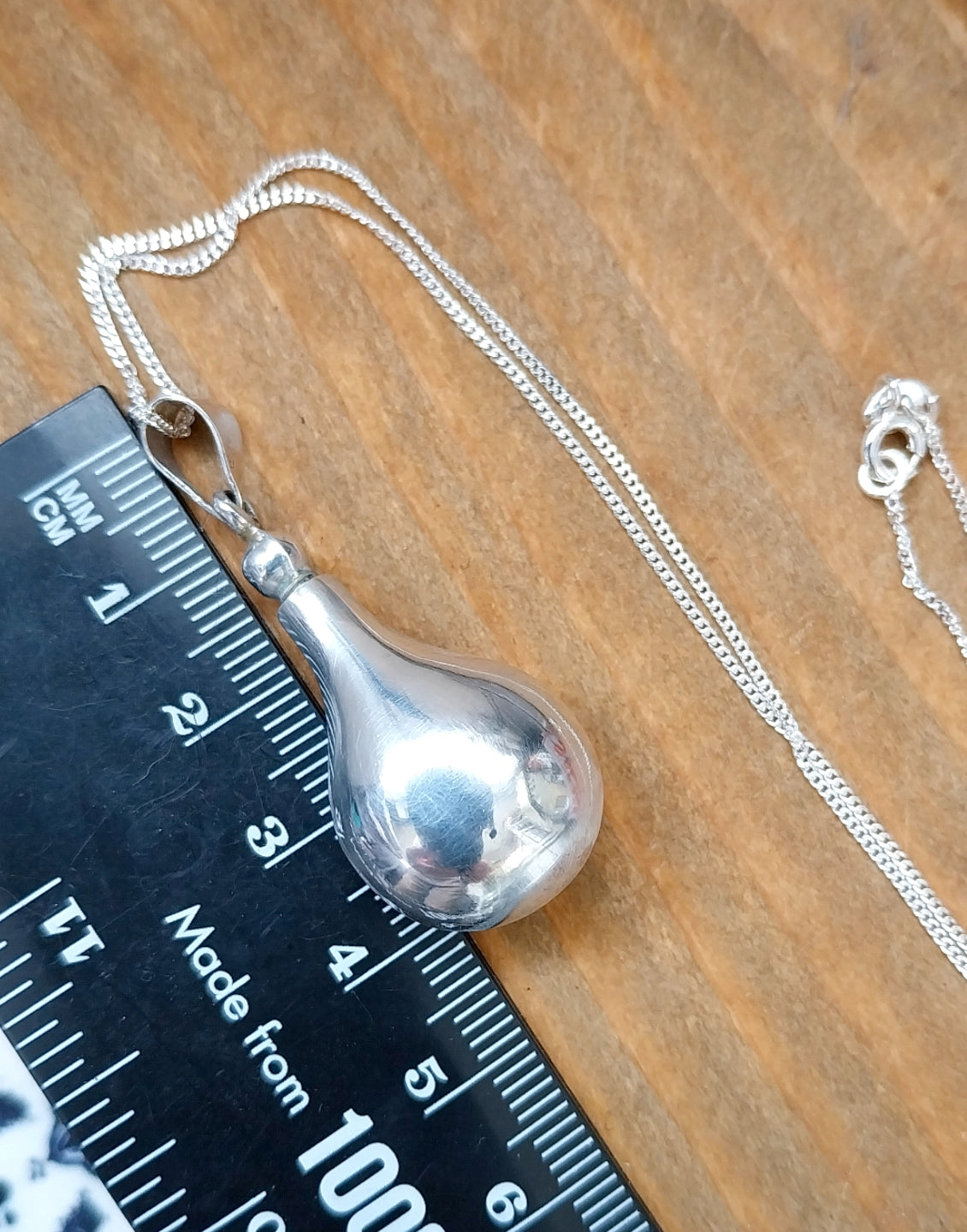 Teardrop Perfume Scent Bottle Pendant - Poison Locket (Sterling Silver) & 18" Chain - 7.1g