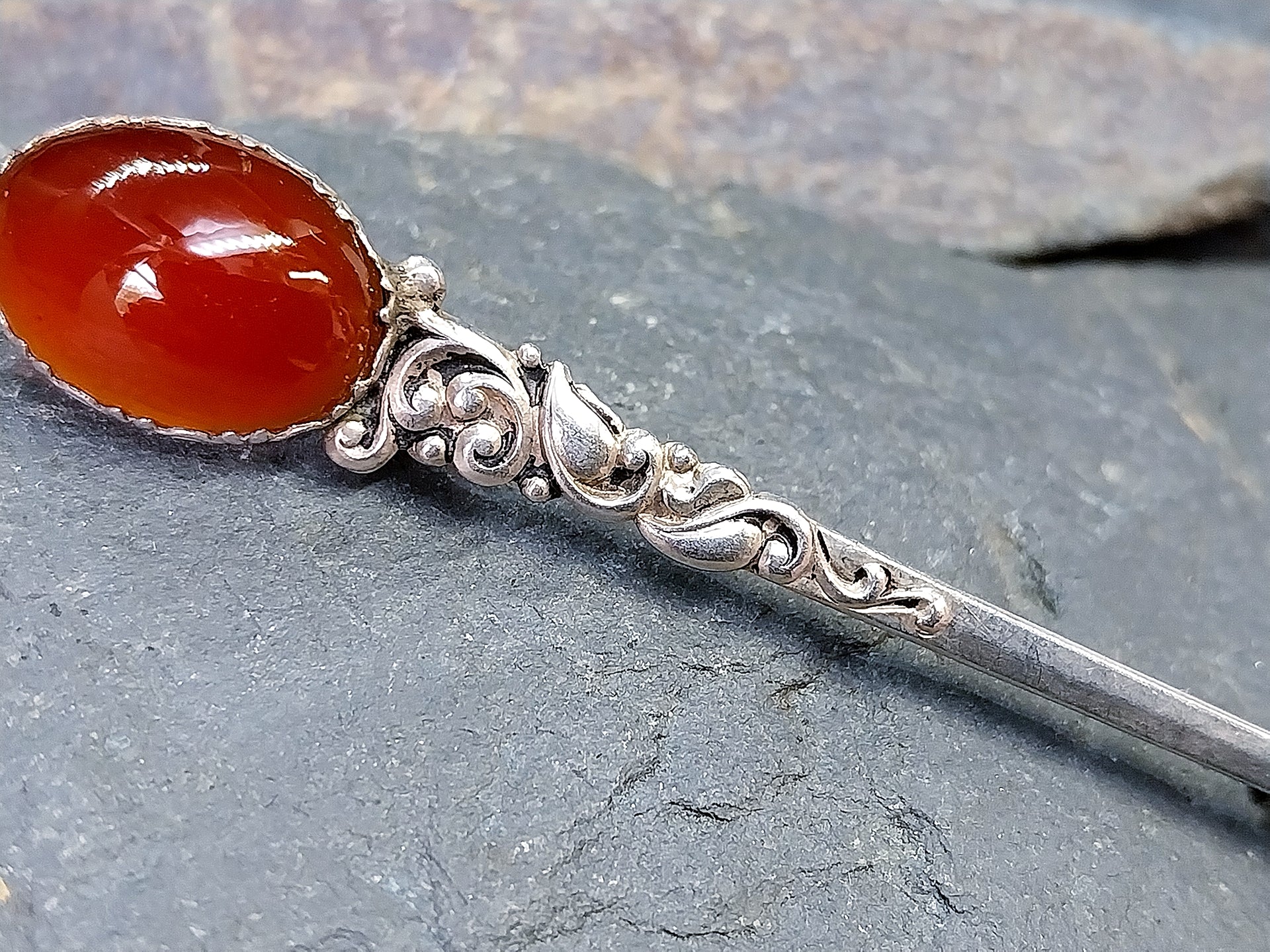 Carnelian Sterling Silver KILT PIN Brooch - Dirk - 4.2g