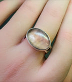 Hallmarked SILVER RING with Large Rose Quartz Stone - 1960s  Size P (7.5) - 6.6g