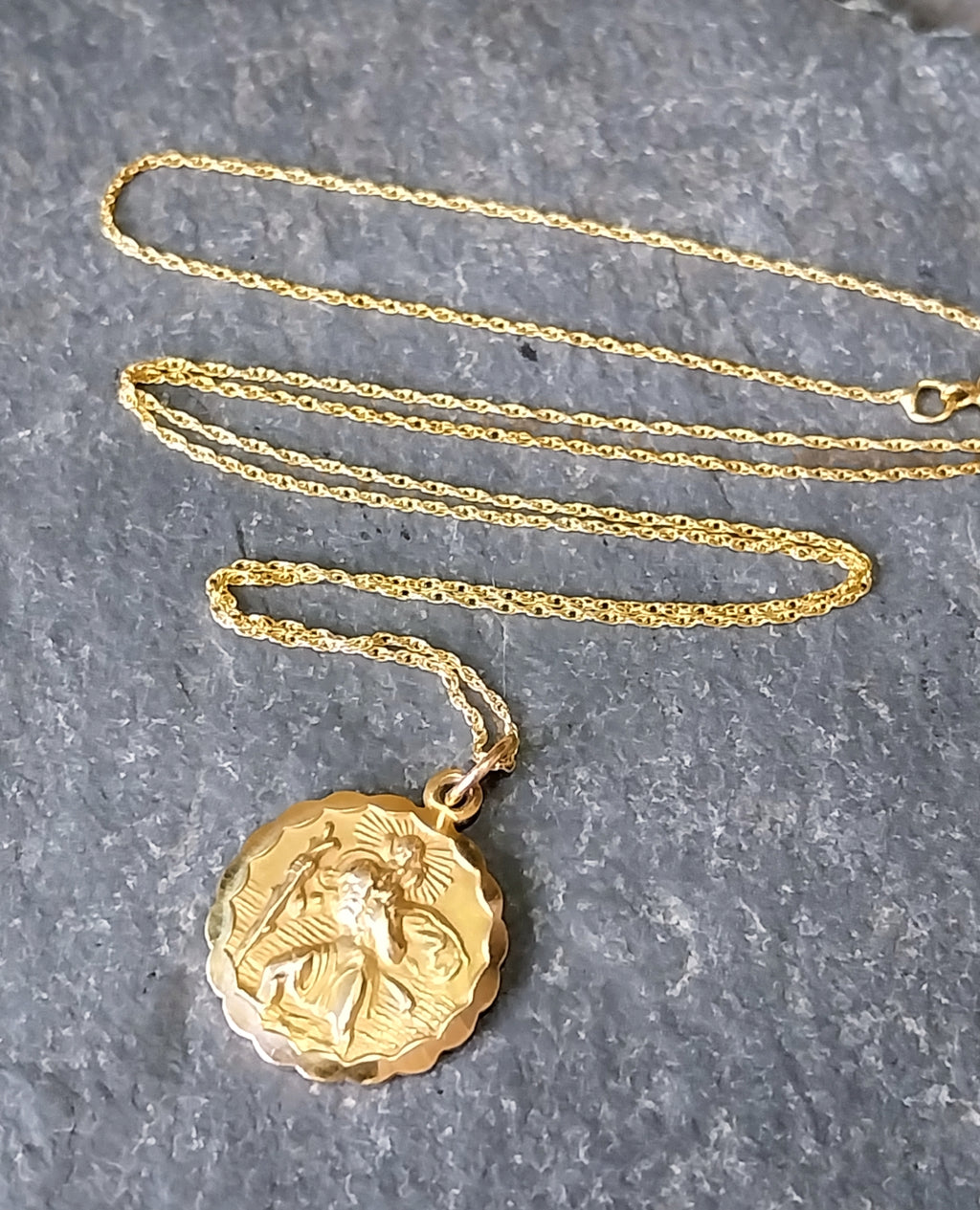 9ct Gold Georg Jensen St Christopher Necklace - Double Sided on 18" Chain - 2.8g