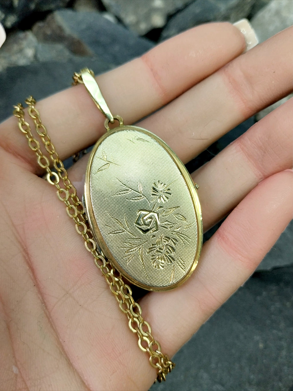 Large Vintage 14ct Rolled Gold LOCKET Necklace, on Long 24" Chain - 19.7g