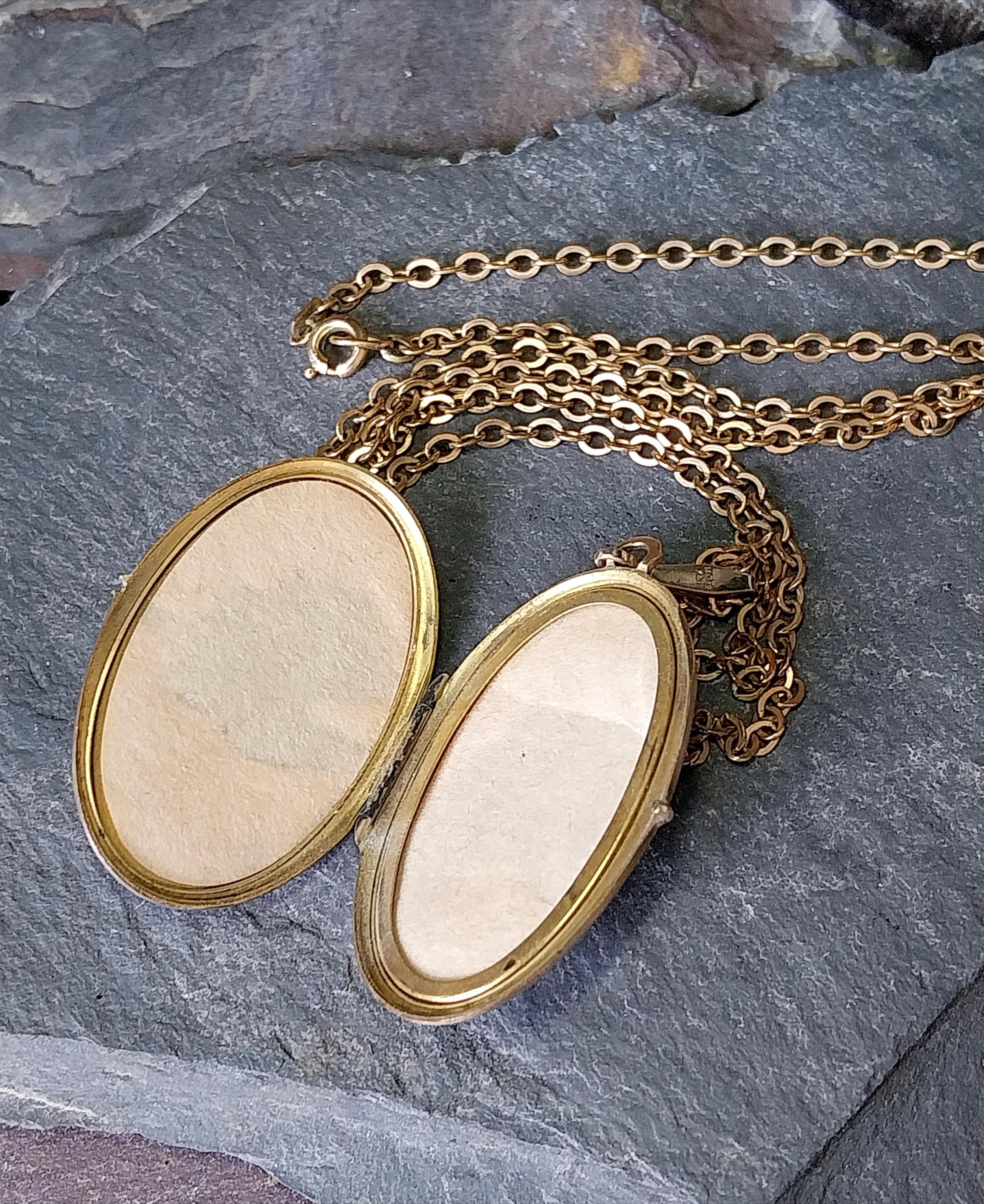 Large Vintage 14ct Rolled Gold LOCKET Necklace, on Long 24" Chain - 19.7g