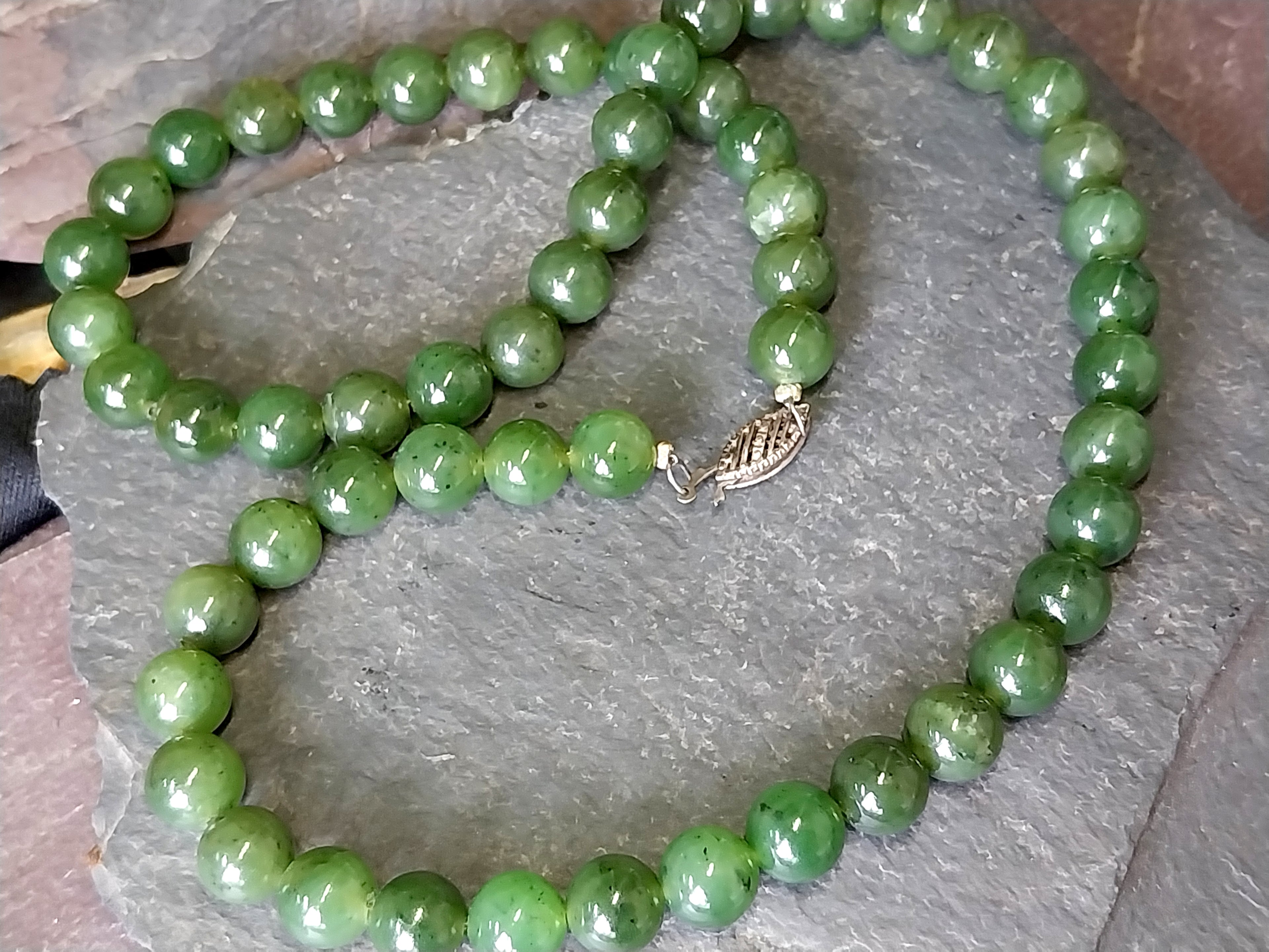 Vintage Deep Green Moss Agate Bead Necklace - 18" - 51.8g