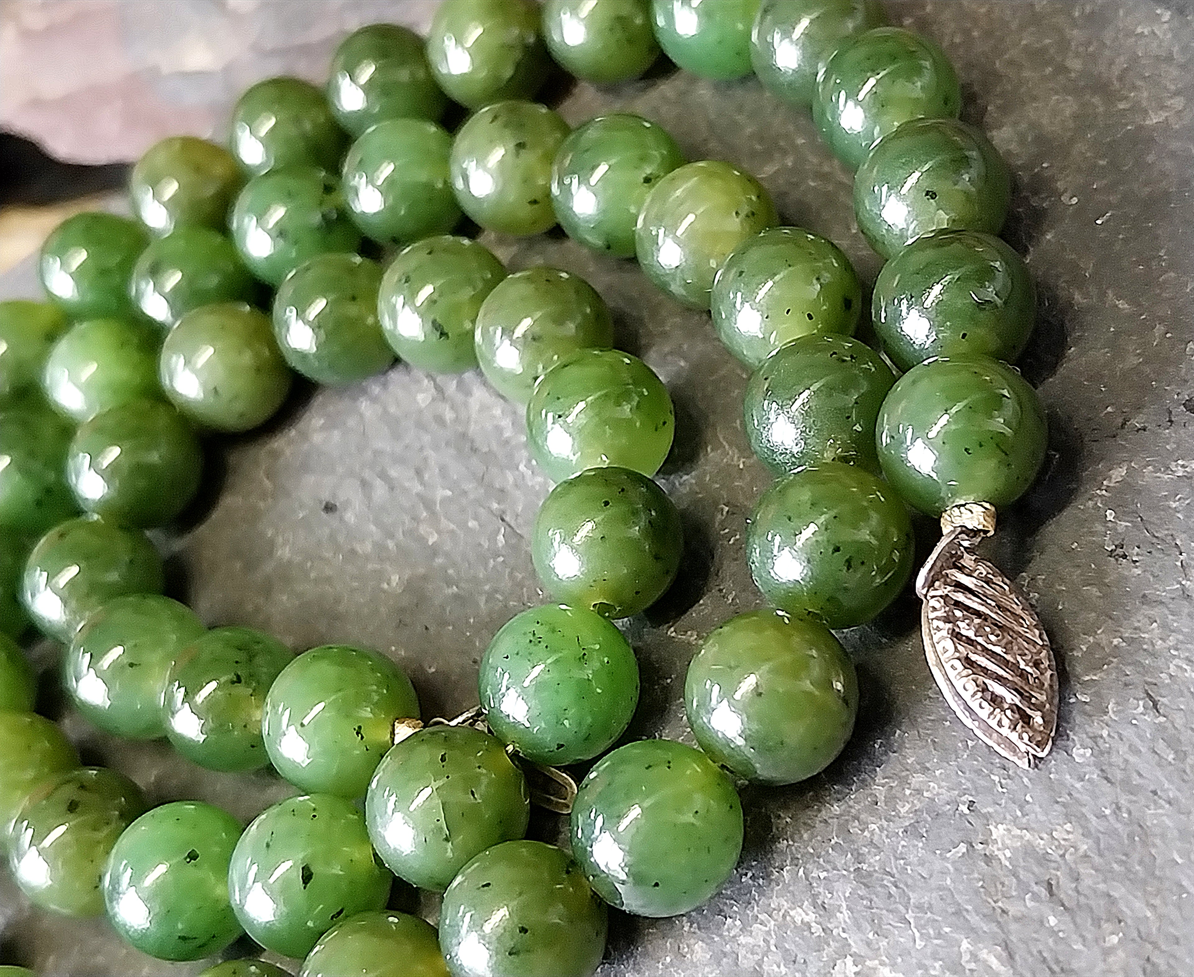 Vintage Deep Green Moss Agate Bead Necklace - 18" - 51.8g