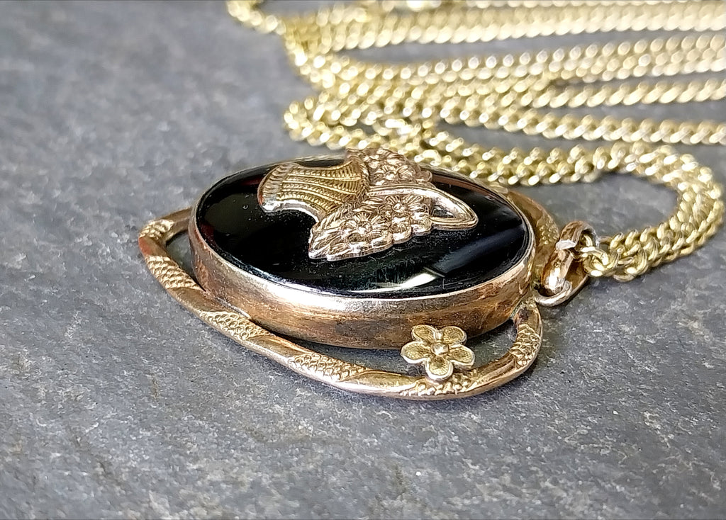 Vintage Black Enamelled Heart LOCKET Necklace - on 28" Chain - 13.5g