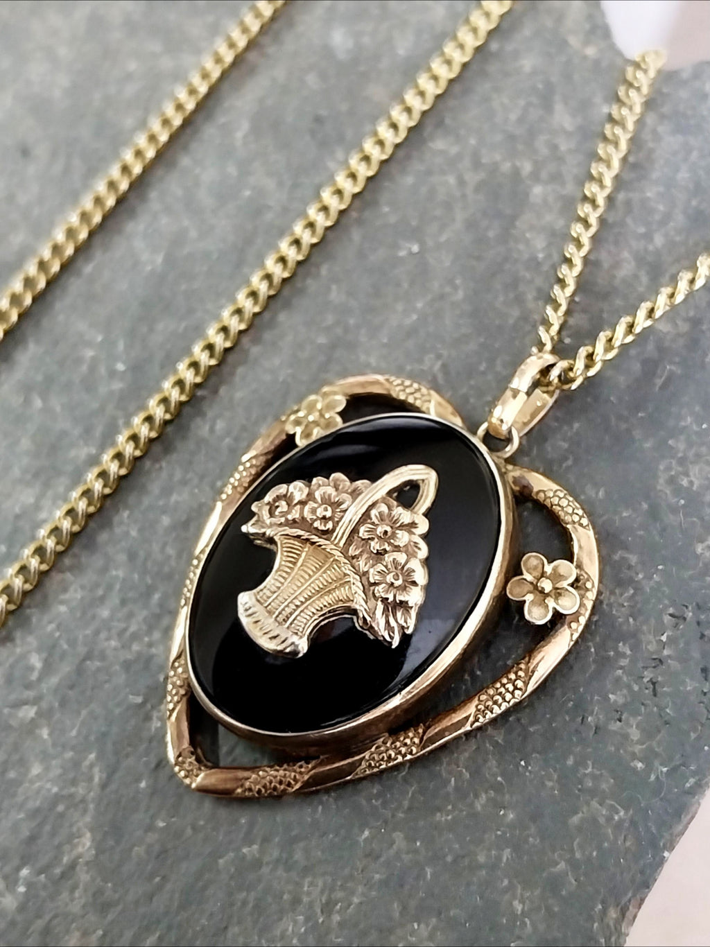 Vintage Black Enamelled Heart LOCKET Necklace - on 28" Chain - 13.5g