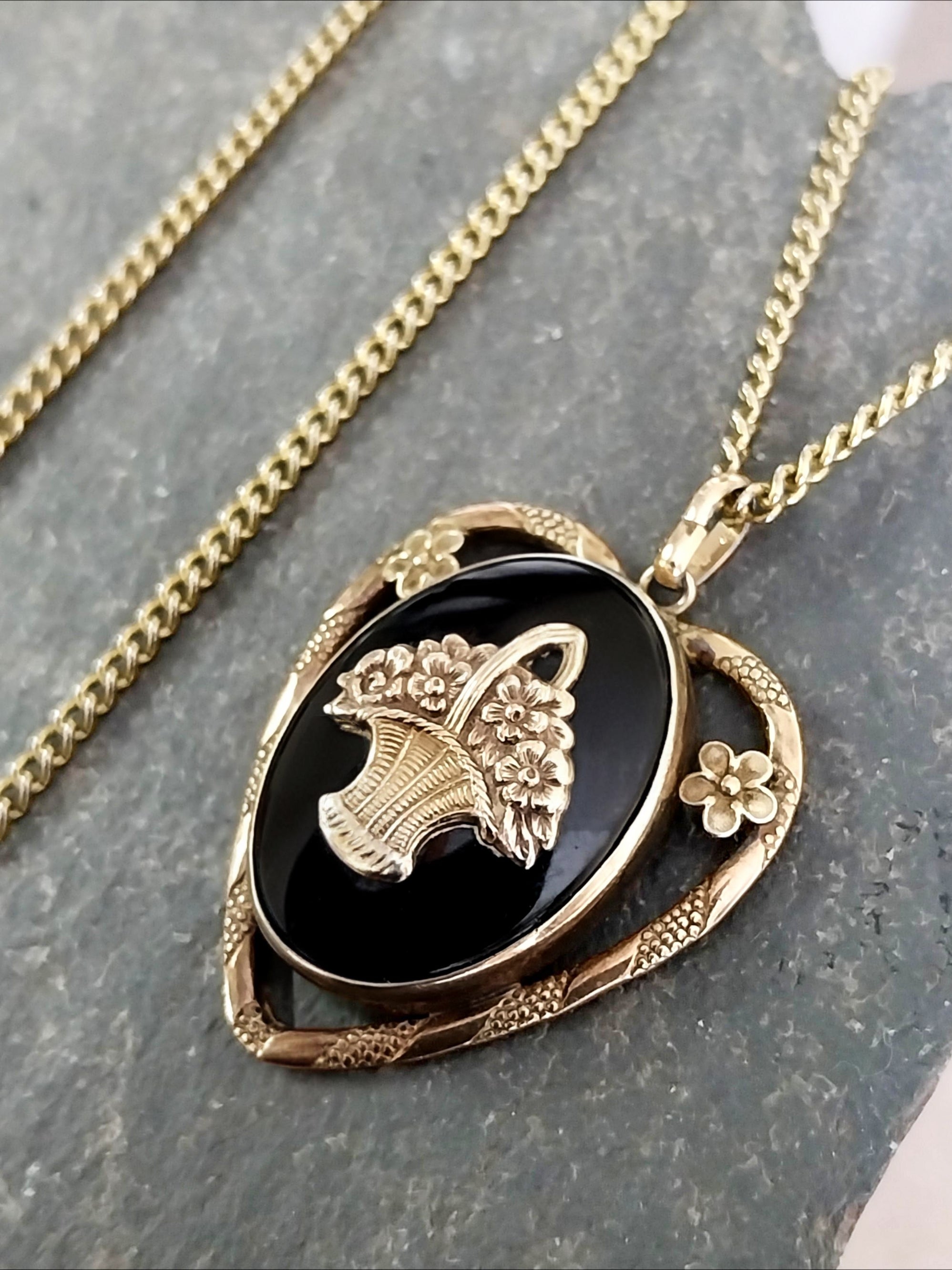 Vintage Black Enamelled Heart LOCKET Necklace - on 28" Chain - 13.5g
