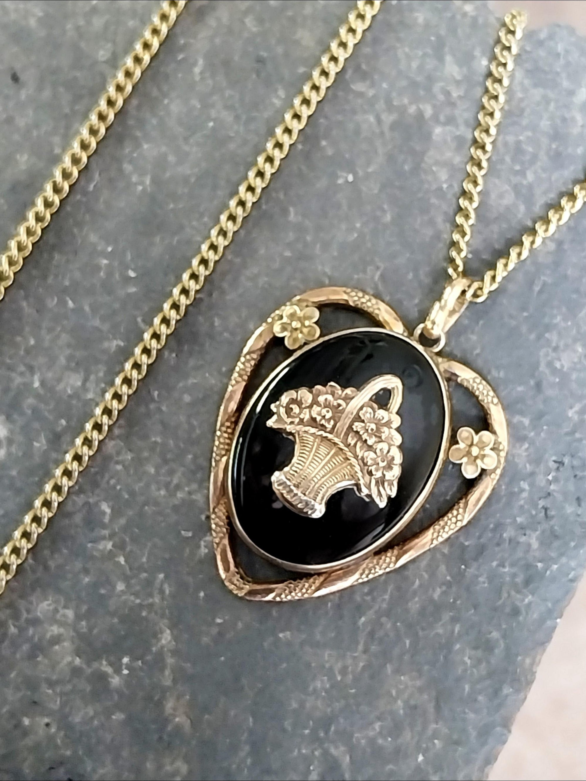 Vintage Black Enamelled Heart LOCKET Necklace - on 28" Chain - 13.5g