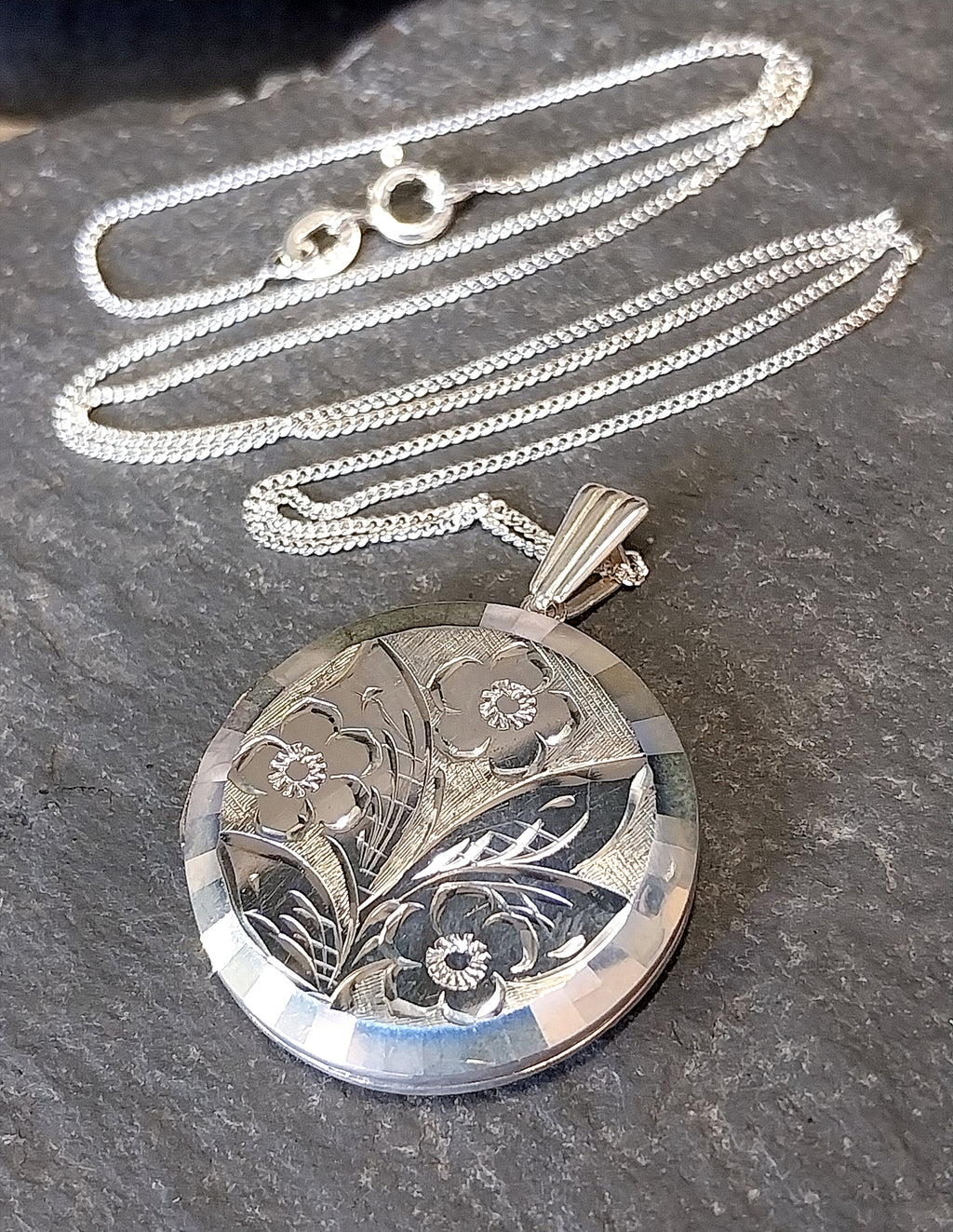 Vintage Georg Jensen SILVER LOCKET Necklace - Circle with 3 flowers on 18" Chain - 8.4g