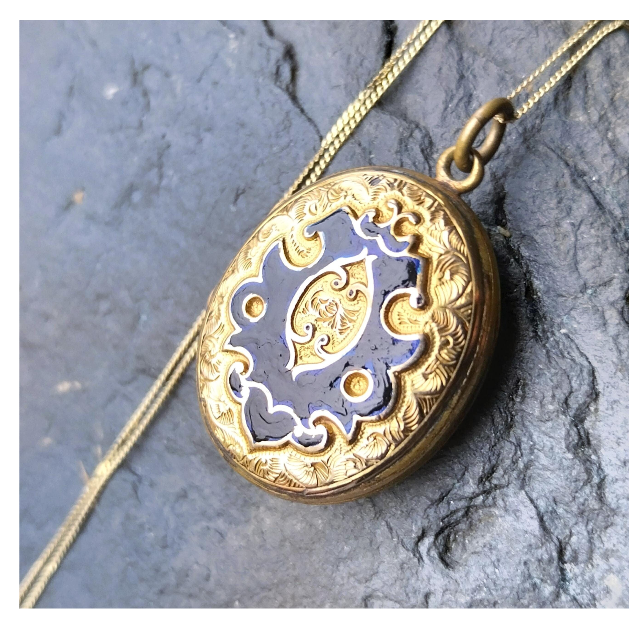 Antique 9ct GOLD LOCKET NECKLACE with Enamelled pattern & 18' Chain - 8.3g