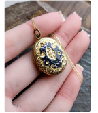 Antique 9ct GOLD LOCKET NECKLACE with Enamelled pattern & 18' Chain - 8.3g