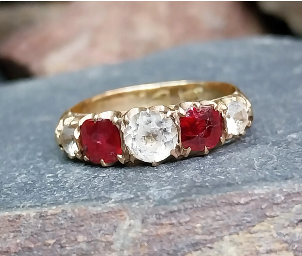 Antique Victorian 9ct GOLD Ring - Size uk M (us 6) - Chester Hallmarked - 1.9g