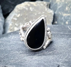 SILVER TEARDROP RING - Jet Black Onyx Stone - Size uk R ( usa 8.5) - 8.7g