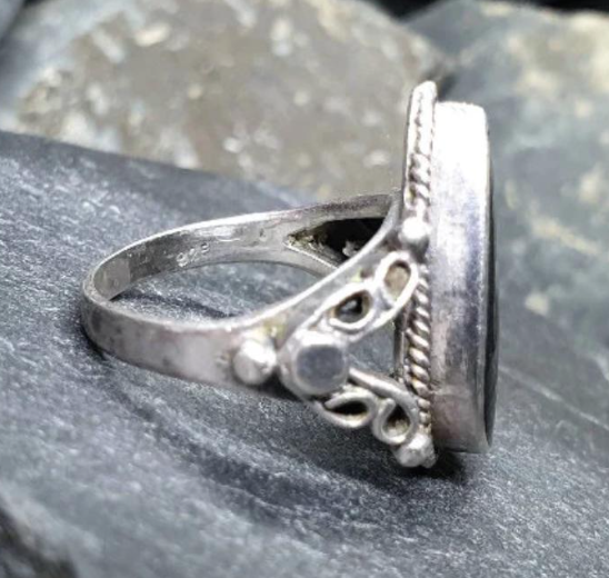 SILVER TEARDROP RING - Jet Black Onyx Stone - Size uk R ( usa 8.5) - 8.7g