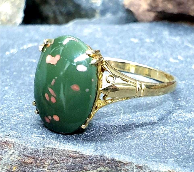 Antique 9ct GOLD BLOODSTONE Agate RING - Size uk T (us 9.5) - 3.2g