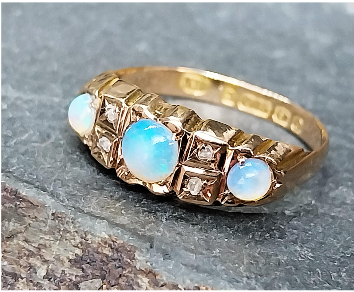 Antique 9ct Rose Gold Triple Fire OPAL & DIAMOND Ring - 1904 - Size uk M (6)