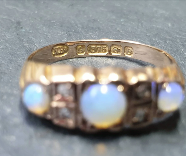 Antique 9ct Rose Gold Triple Fire OPAL & DIAMOND Ring - 1904 - Size uk M (6)