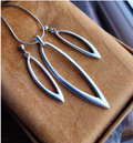 ORTAK SILVER Necklace and Matching Earrings Gift Set - Malcolm Gray Scottish