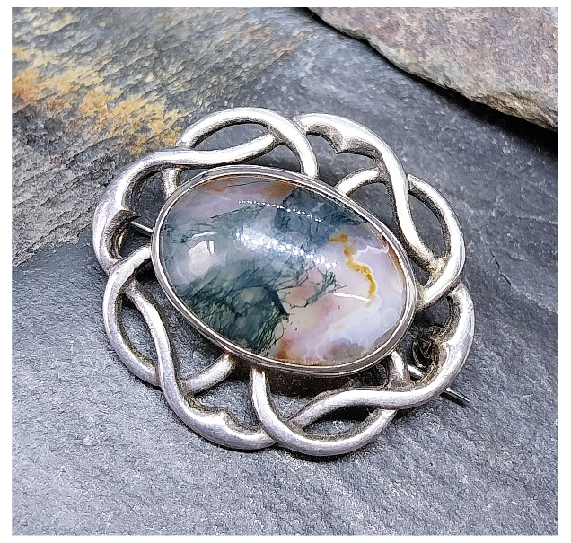 THOMAS EBBUTT Moss Agate Brooch - Scottish Silver c.1967 - 9g