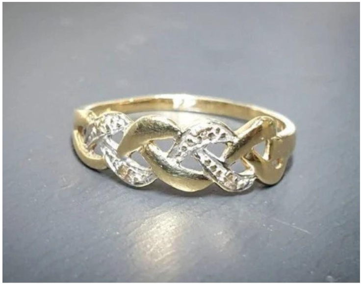 9ct GOLD Celtic Twist Diamond RING - Size UK O (us 7) - 1.2g