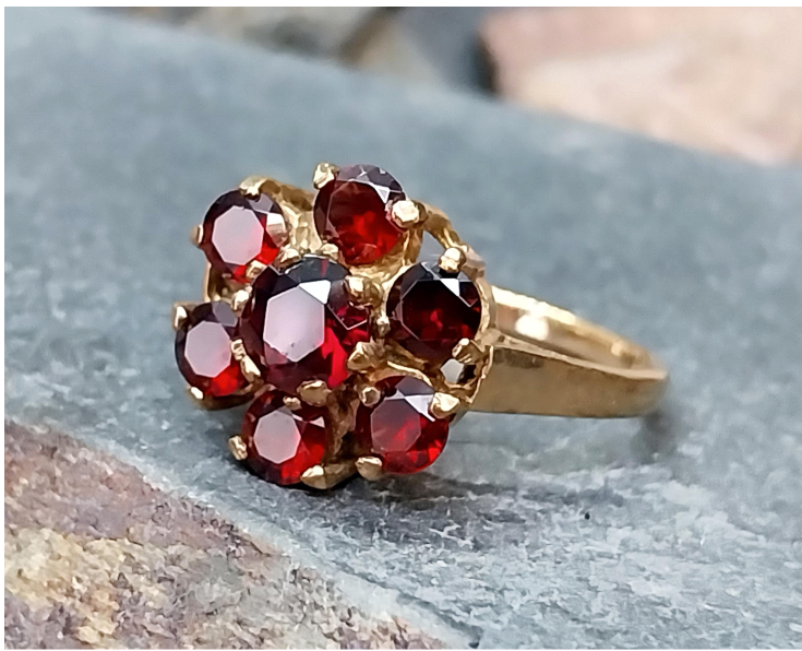 Vintage 9ct GOLD GARNET Ring - with Mandarin Spessartite Cluster - Size K - 3.1g