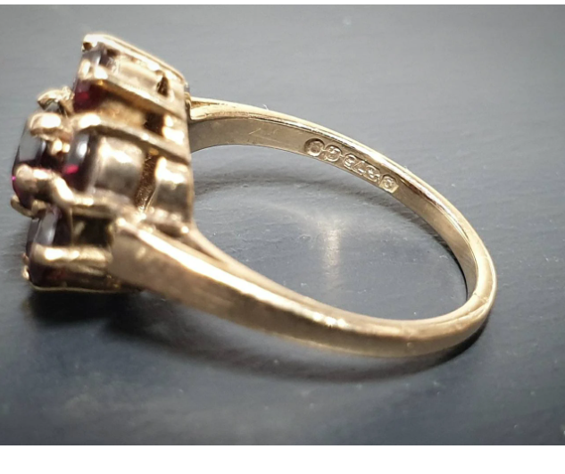 Vintage 9ct GOLD GARNET Ring - with Mandarin Spessartite Cluster - Size K - 3.1g