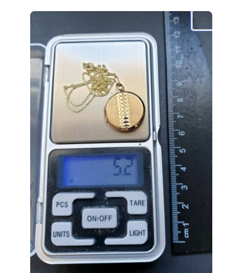 Antique 9ct GOLD Round Locket with Geometric Design on 20" Chain - 5.2g