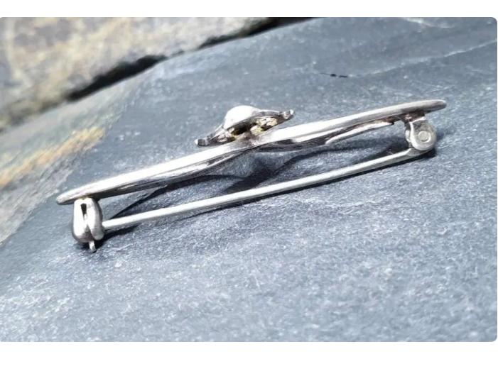 Silver OLA GORIE CELTIC Thistle Brooch - Sterling Silver - omg - 3.9g