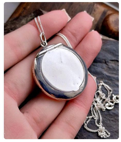 Adie and Lovekin Pill Snuff Box Locket  Hallmarked Silver c 1917 & 22" chain 9g