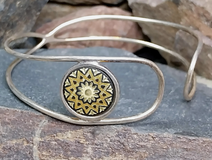 Vintage SILVER  BANGLE Bracelet - Enamel Mandela Star - 10.9g