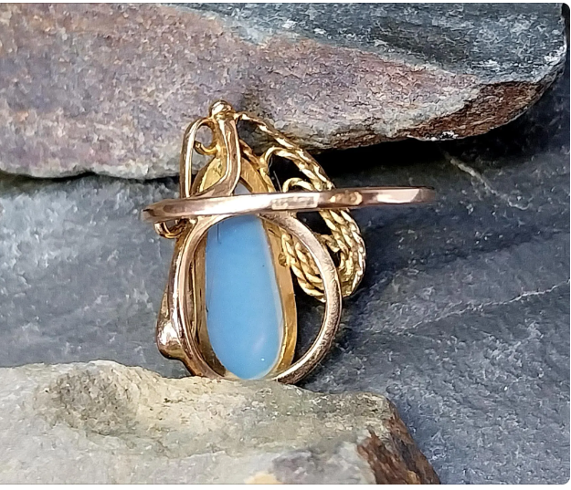 Vintage 14ct ROSE GOLD Opaline Ring - Size uk R (8.5) - Hallmarked - 4.3g