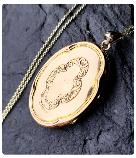 Antique 9ct ROSE GOLD LOCKET - Chester Hallmarks 1910 on 20" Chain - 4.2g