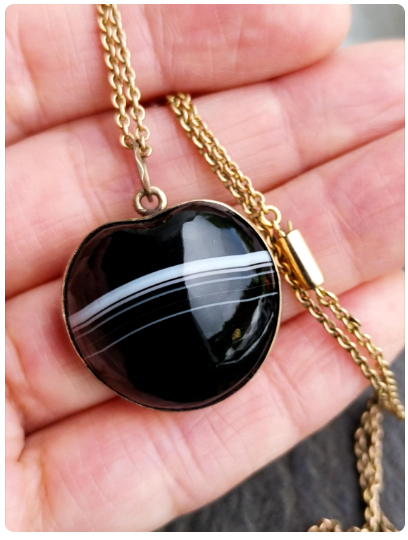Antique 9ct ROSE GOLD Banded Agate locket pendant on Barrel Clasp 16" chain 7.7g