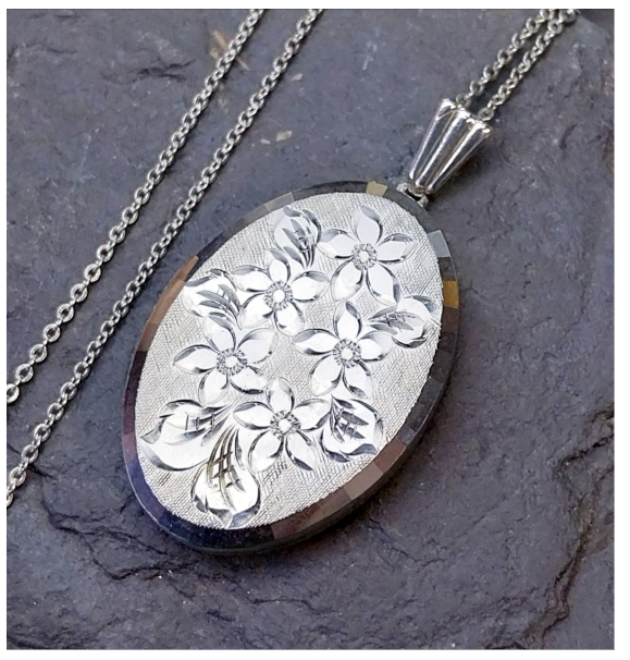 Georg Jensen SILVER LOCKET Necklace, 5 Flowers on  18" Chain - 8.7g