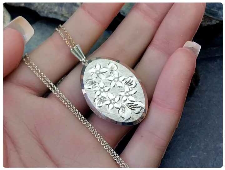 Georg Jensen SILVER LOCKET Necklace, 5 Flowers on  18" Chain - 8.7g