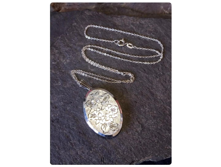 Georg Jensen SILVER LOCKET Necklace, 5 Flowers on  18" Chain - 8.7g