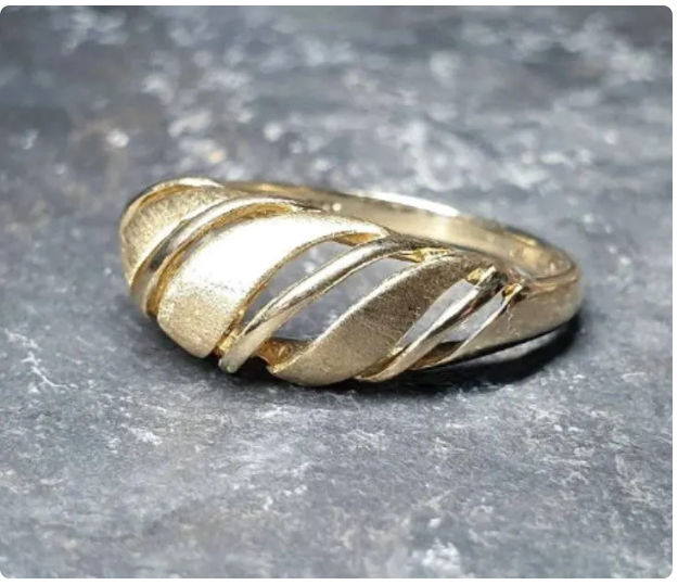 Vintage 9ct GOLD Celtic Weave RING - Hallmarked - Size P (7.5) - 2.5g