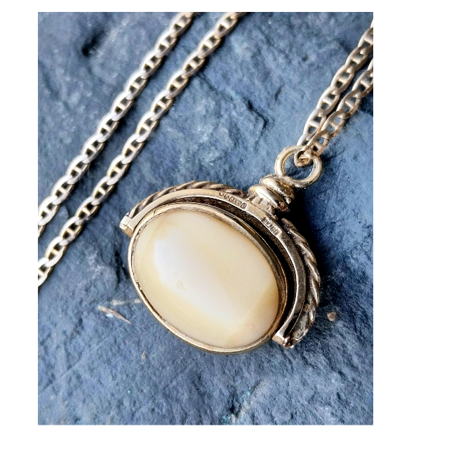 9ct GOLD Cat Eye opal Spinner Pendant on Anchor Link chain - 18" - 10.2g