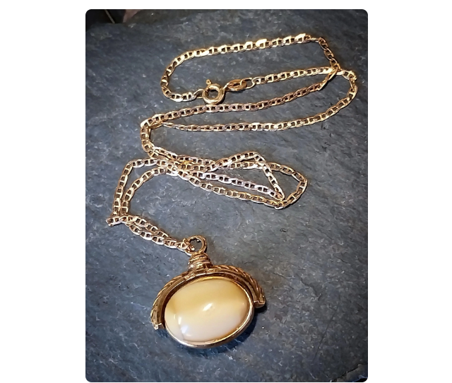 9ct GOLD Cat Eye opal Spinner Pendant on Anchor Link chain - 18" - 10.2g