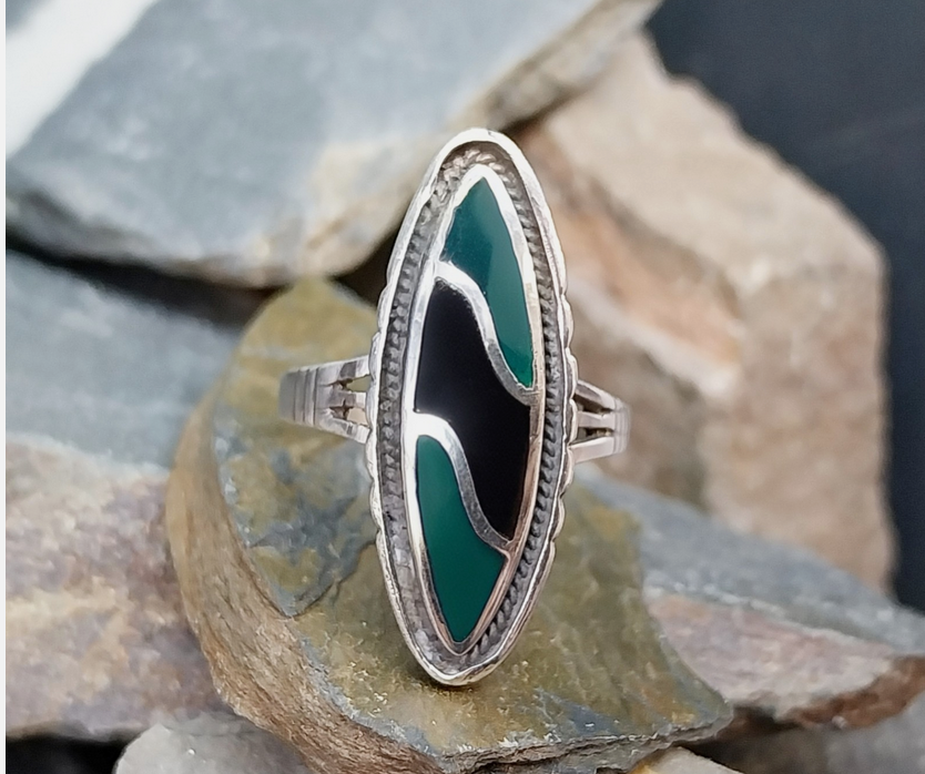 Vintage SILVER RING - Jet Black Onyx and Green Agate - Size uk R 1/2 ( 9) - 6.5g